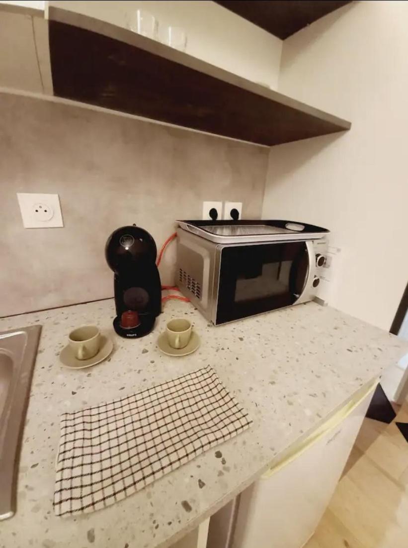 Le 29 Cuty, Wifi, A 3Min De La Gare Sncf Apartment Ажан Екстериор снимка